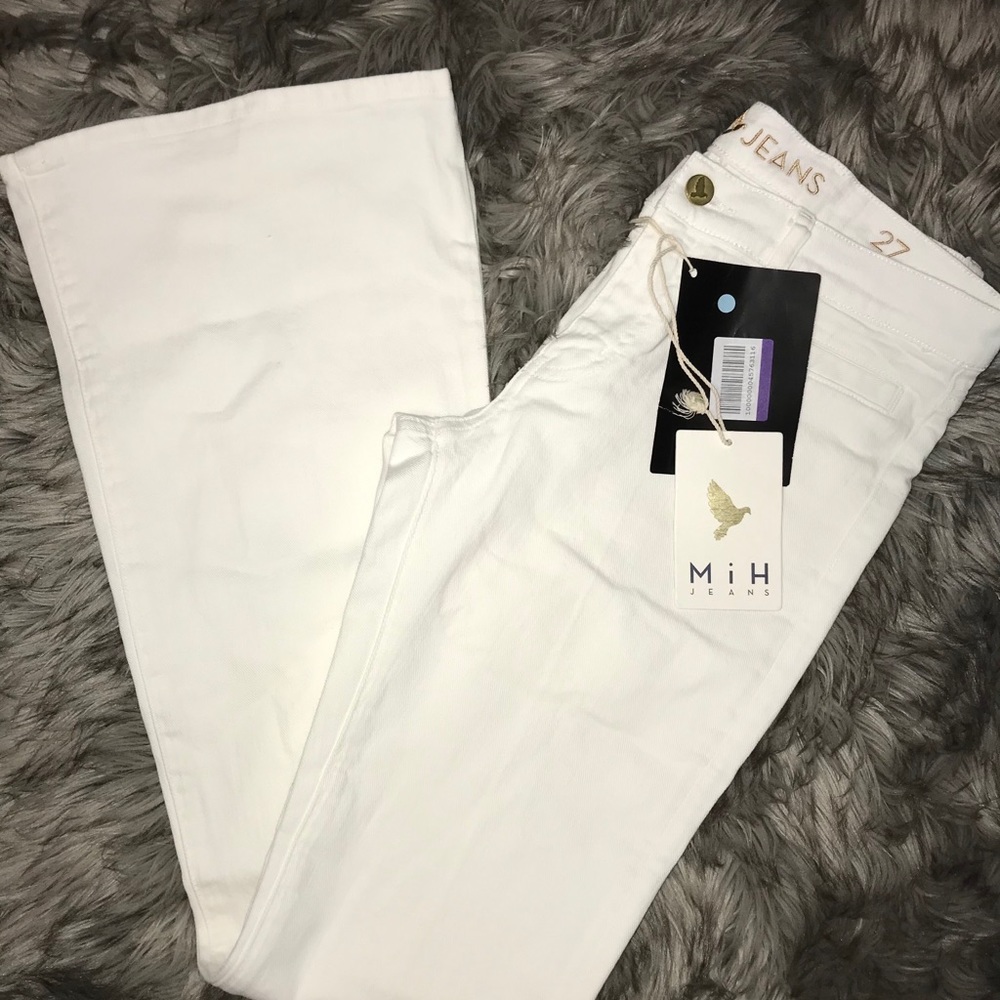 Mih jeans white flare bottom jeans!